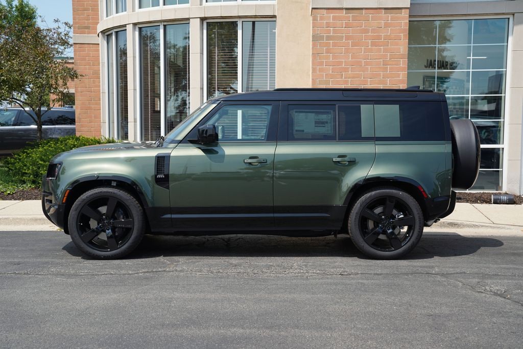New 2026 Land Rover Defender 110 X-Dynamic SE SUV