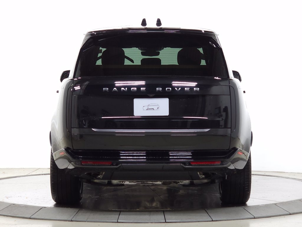 Used 2026 Land Rover Range Rover SE SUV