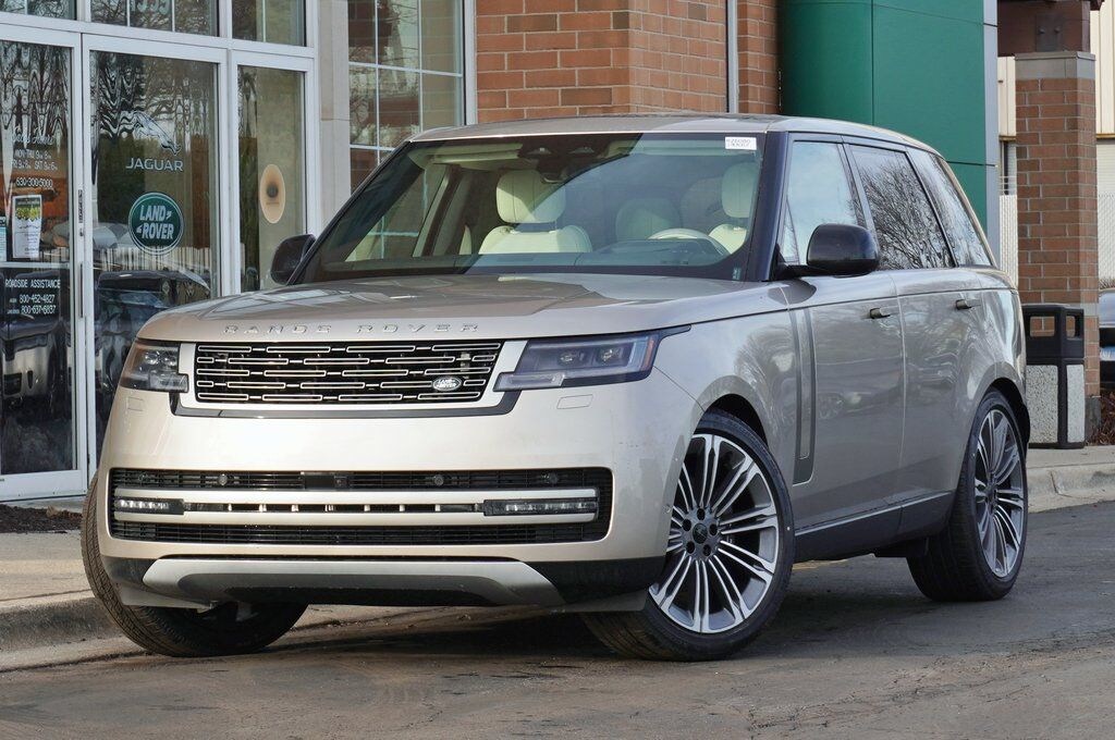 New 2026 Land Rover Range Rover SE SUV