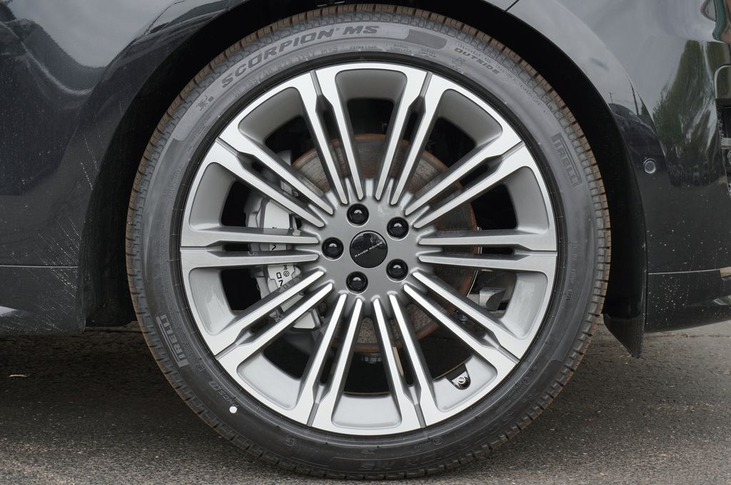 2026 Land Rover Range Rover Sport Dynamic SE - Photo 9
