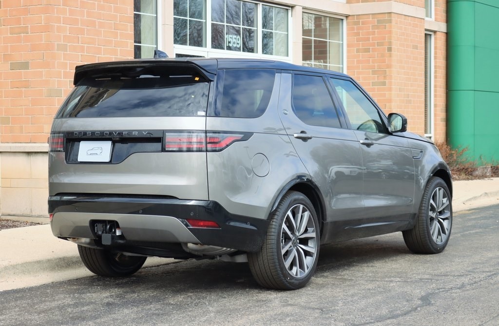 2024 Land Rover Discovery Dynamic SE 5