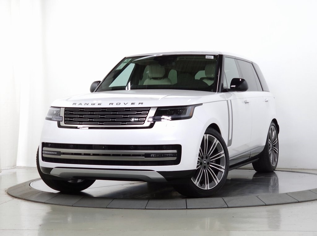 New 2025 Land Rover Range Rover SE SUV