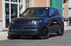 2026 Land Rover Range Rover SE SUV