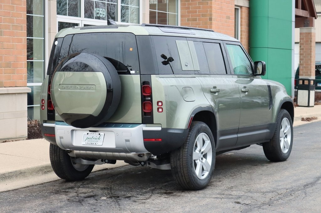 2024 Land Rover Defender 110 S 6