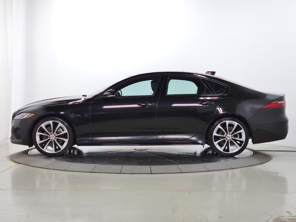 Used 2022 Jaguar XF R-Dynamic SE Sedan