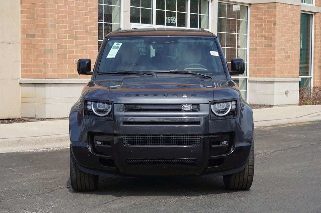 New 2026 Land Rover Defender 130 X-Dynamic SE SUV