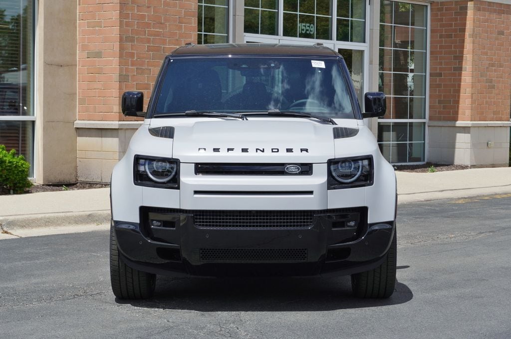 New 2026 Land Rover Defender 110 X-Dynamic SE SUV