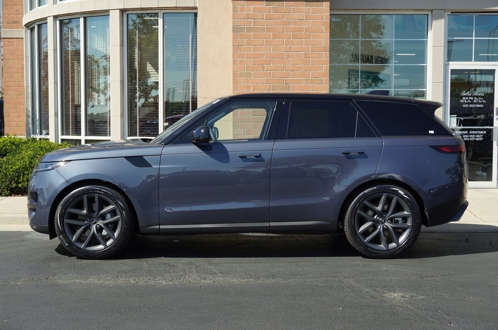 New 2025 Land Rover Range Rover Sport SE SUV