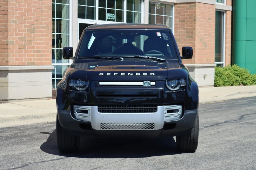 2024 Land Rover Defender S 3