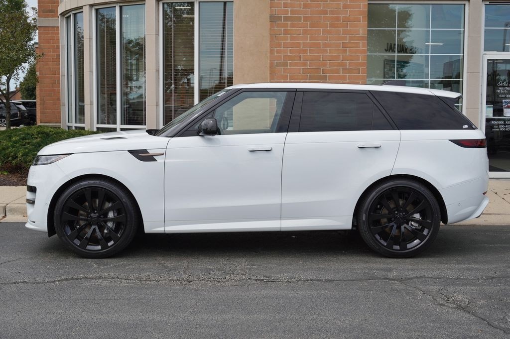 New 2026 Land Rover Range Rover Sport Dynamic SE SUV