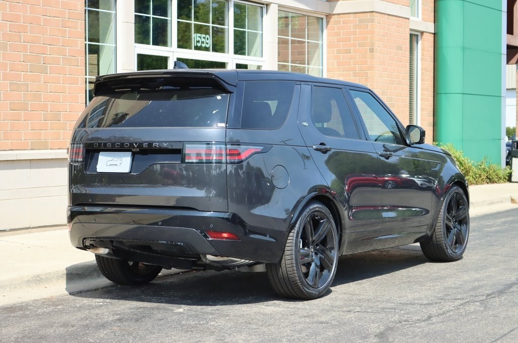 2024 Land Rover Discovery Dynamic SE 5