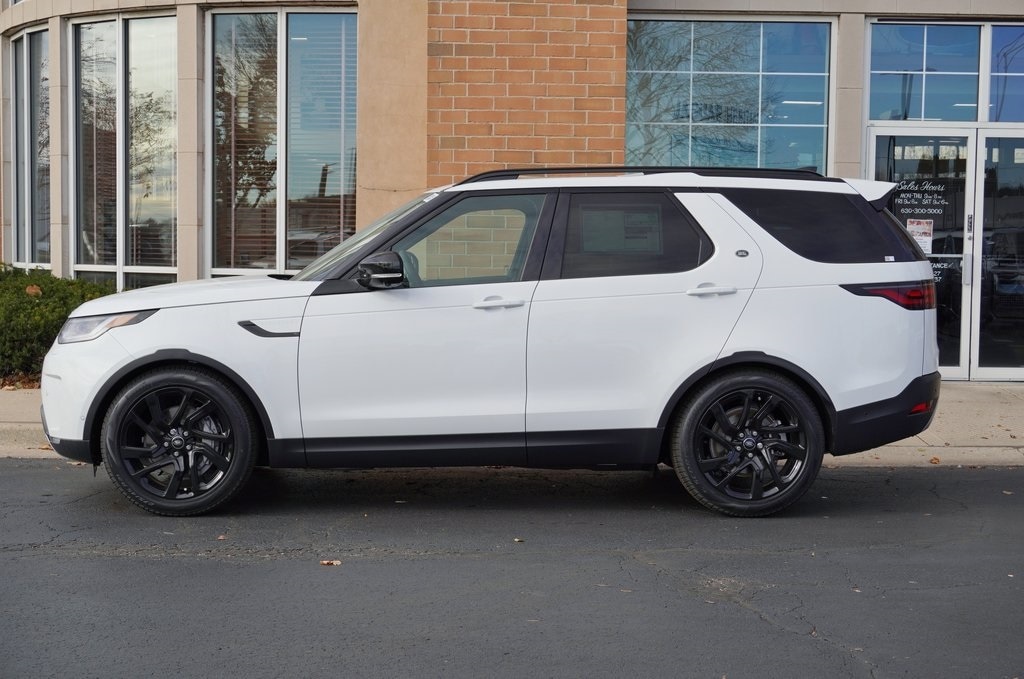 New 2025 Land Rover Discovery S SUV
