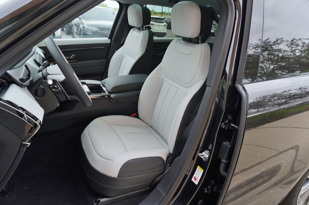 2026 Land Rover Range Rover Sport Dynamic SE - Photo 14