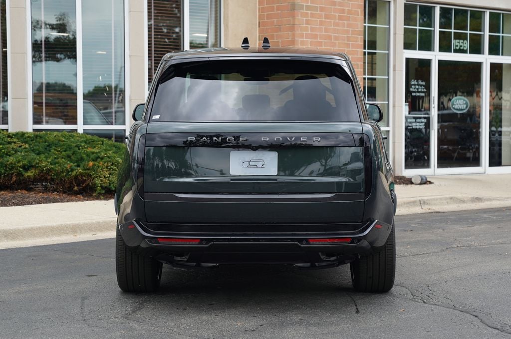 New 2026 Land Rover Range Rover SE SUV