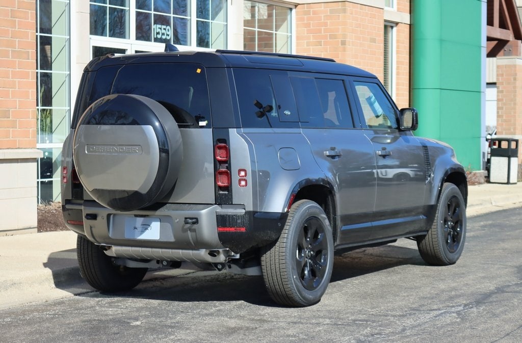 2024 Land Rover Defender 110 X-Dynamic SE 5