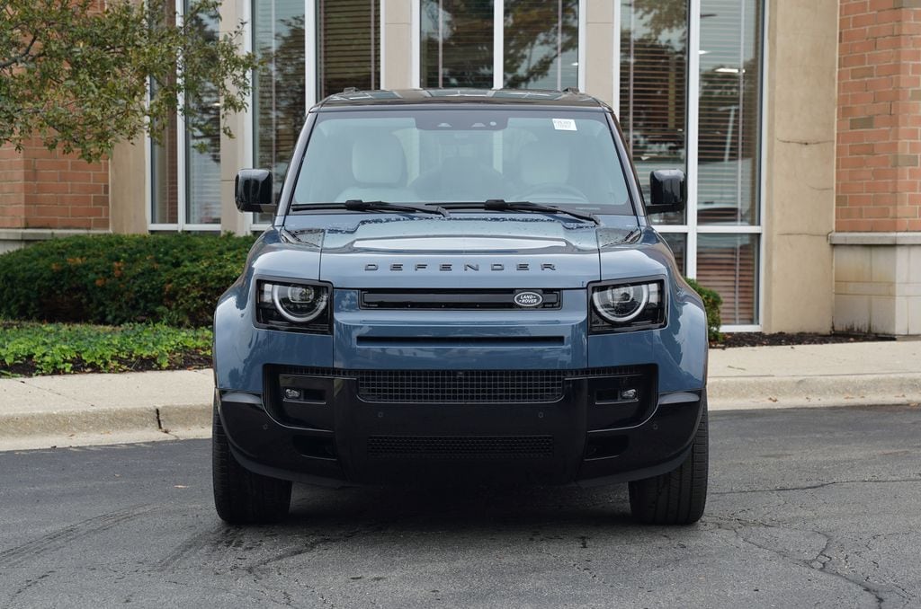 New 2026 Land Rover Defender 110 X-Dynamic SE SUV