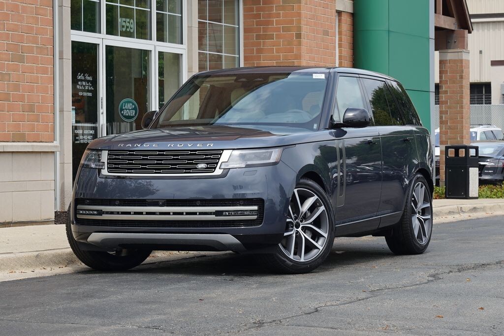 New 2026 Land Rover Range Rover SE SUV