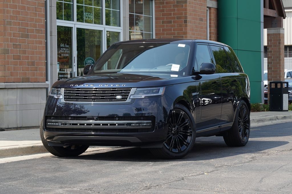 New 2026 Land Rover Range Rover SE SUV