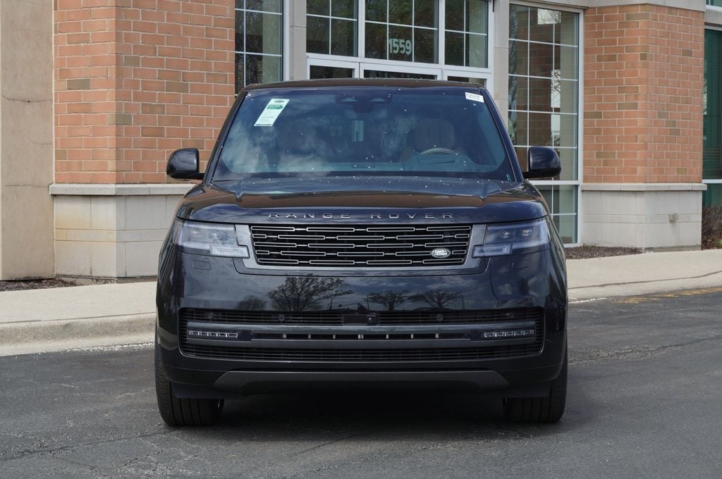 New 2026 Land Rover Range Rover SE SUV