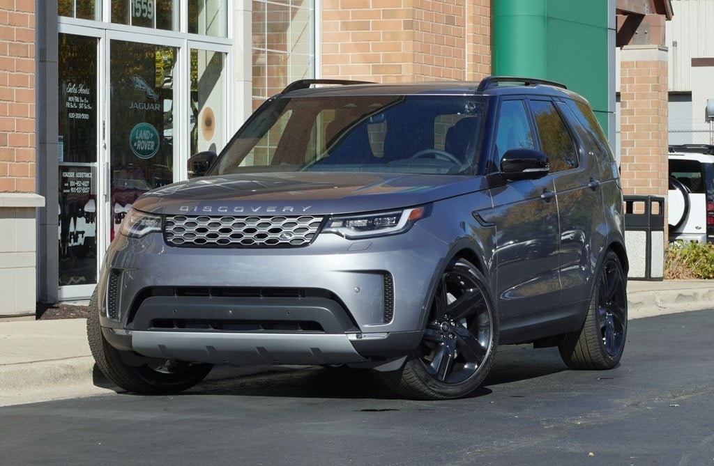 New 2025 Land Rover Discovery S SUV