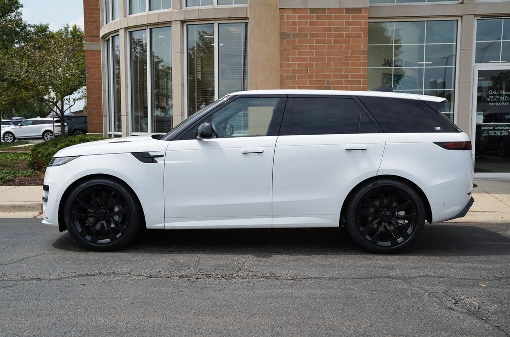New 2026 Land Rover Range Rover Sport Dynamic SE SUV