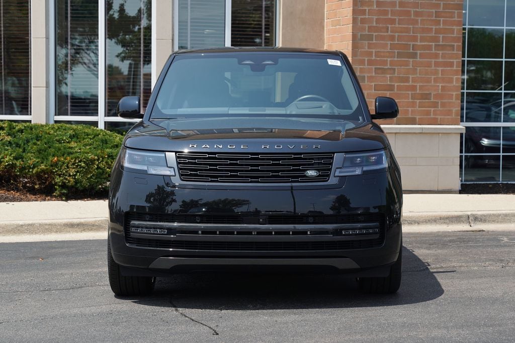 New 2026 Land Rover Range Rover SE SUV