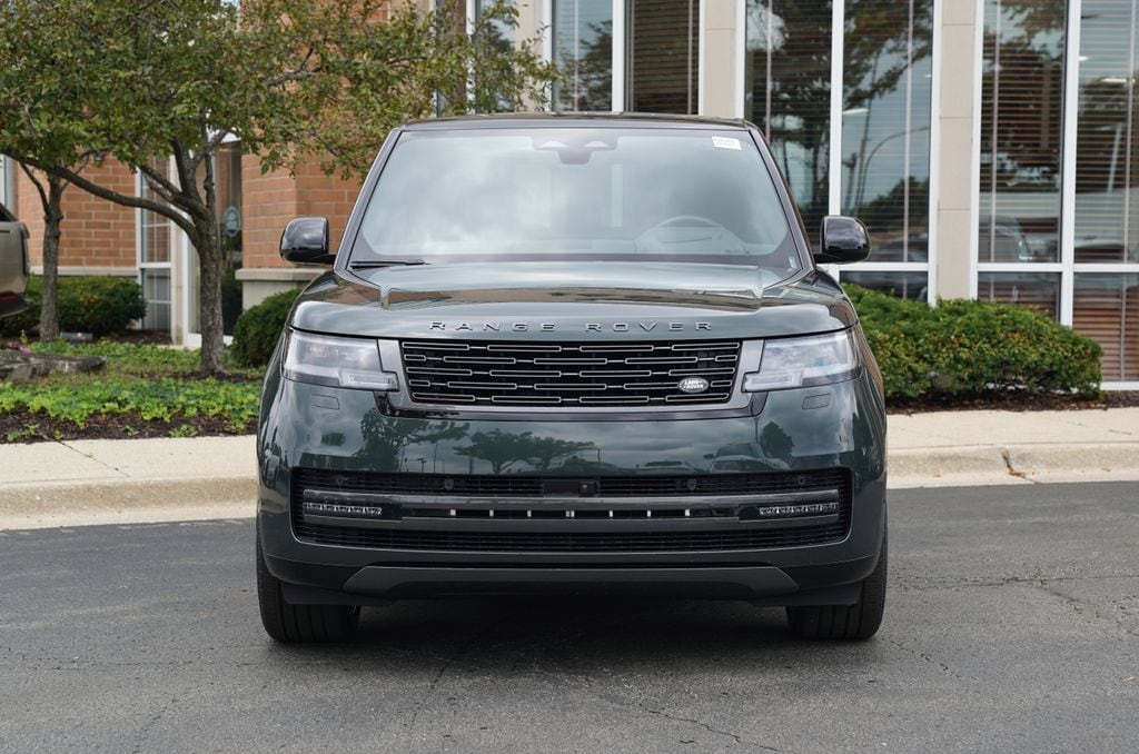 New 2026 Land Rover Range Rover SE SUV