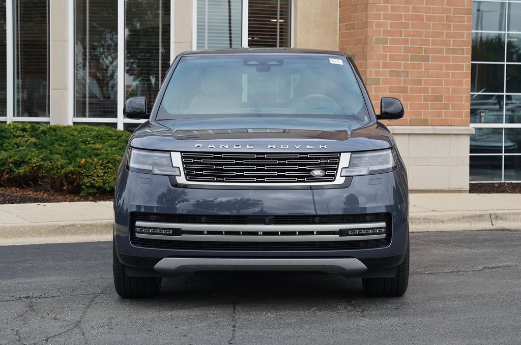New 2026 Land Rover Range Rover SE SUV