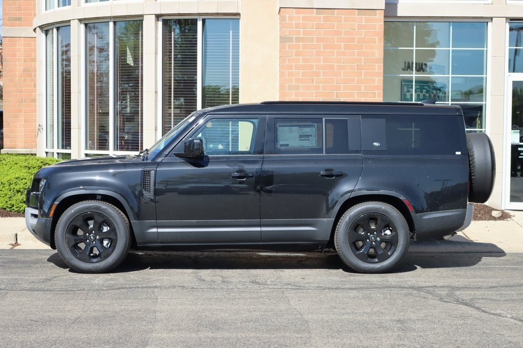 2024 Land Rover Defender S 2