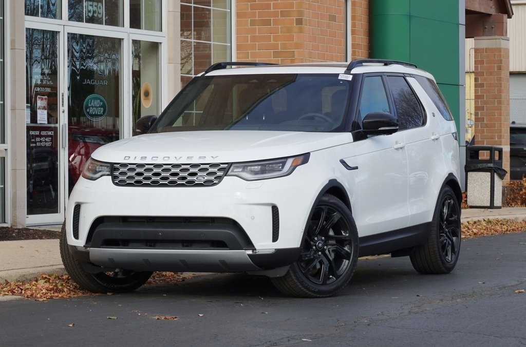 New 2025 Land Rover Discovery S SUV