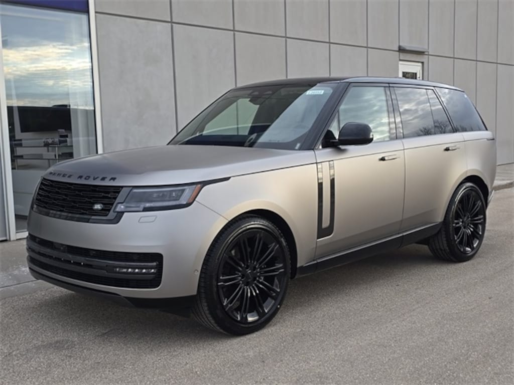New 2026 Land Rover Range Rover SE SUV