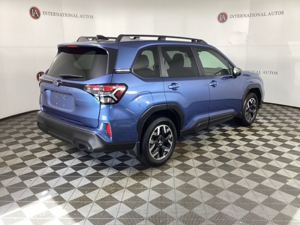 Used 2025 Subaru Forester Premium Package 15 SUV