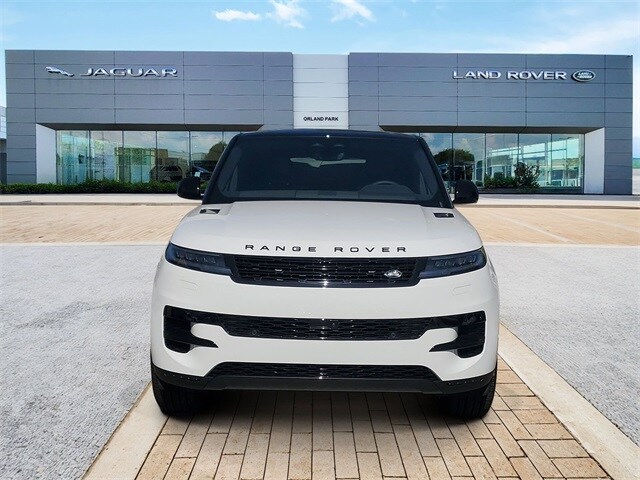 2025 Land Rover Range Rover Sport SE photo 2