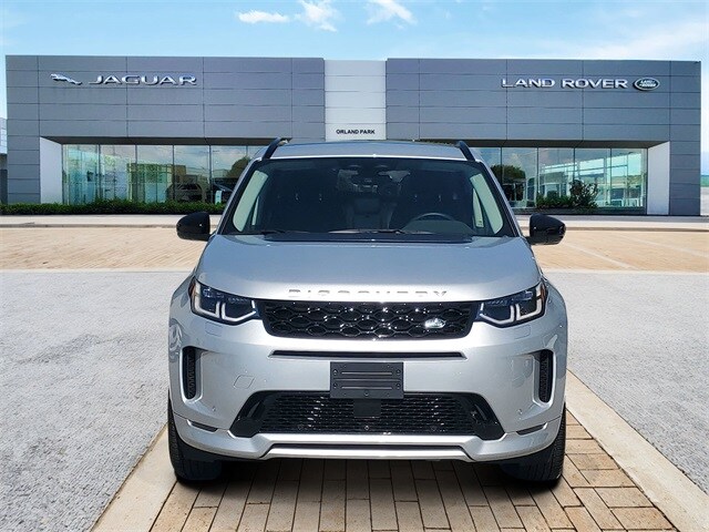 2025 Land Rover Discovery Sport S photo 2