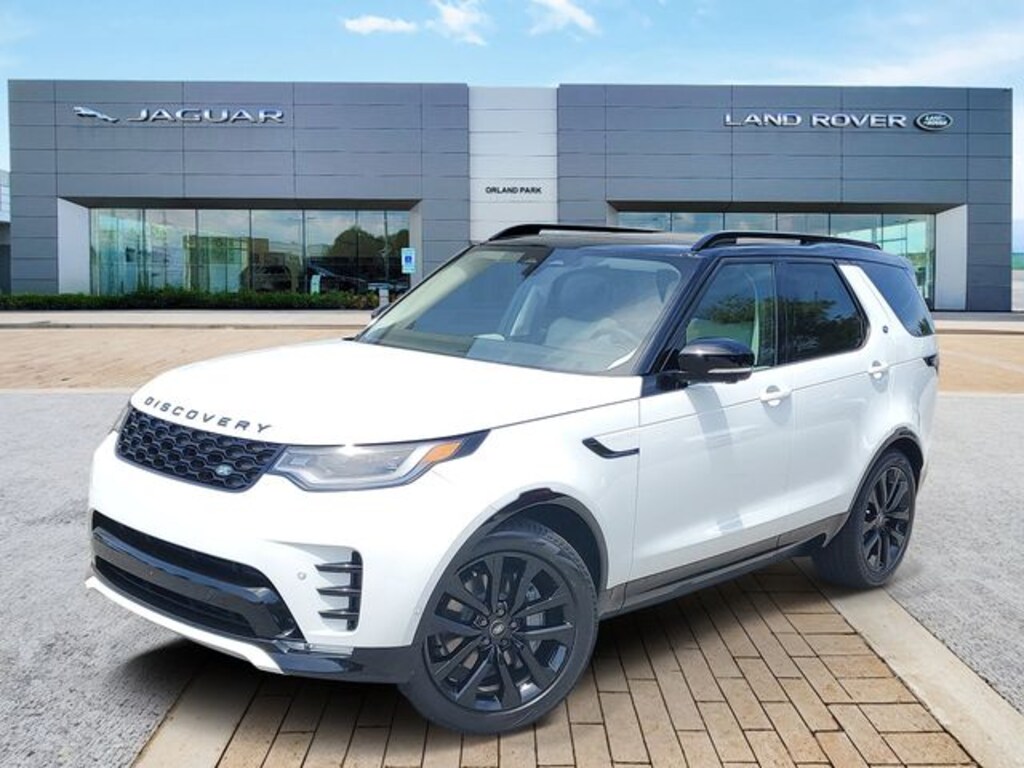 New 2026 Land Rover Discovery Dynamic SE SUV