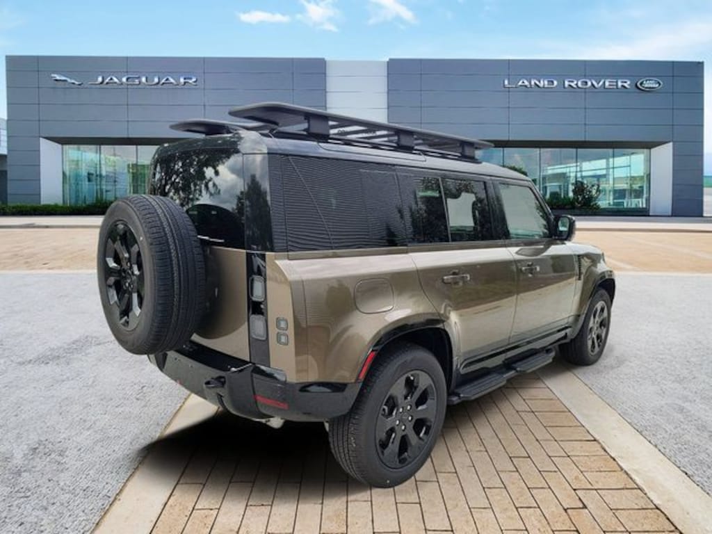 New 2026 Land Rover Defender 110 X-Dynamic SE SUV