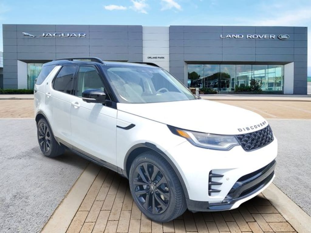 New 2026 Land Rover Discovery Dynamic SE SUV