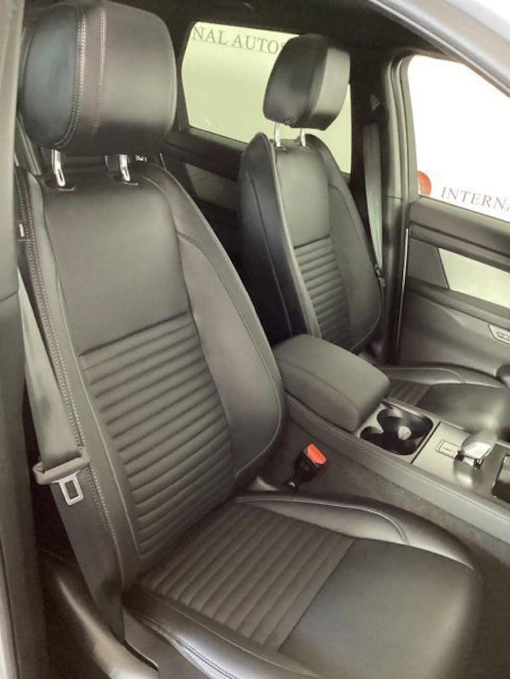 Used 2024 Land Rover Discovery Sport SE SUV