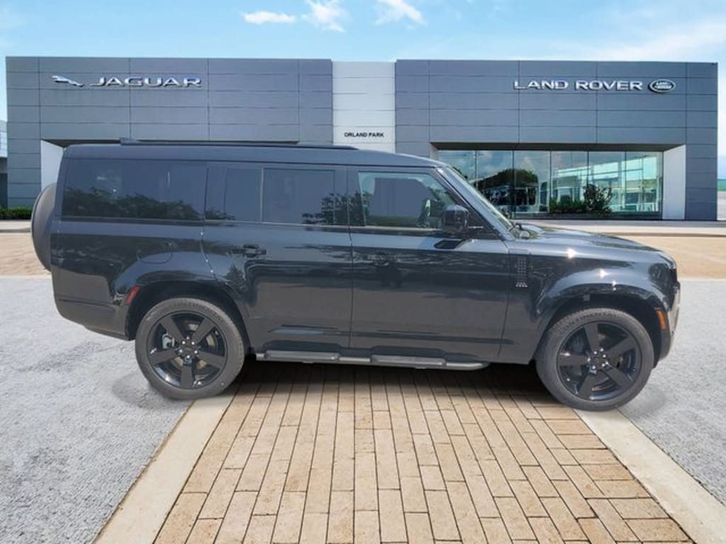 New 2026 Land Rover Defender 130 X-Dynamic SE SUV