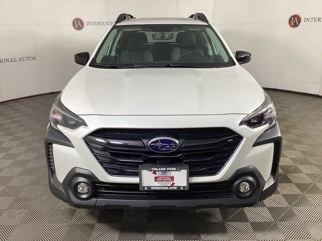 2025 Subaru Outback Onyx Edition photo 2