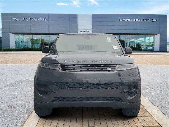 2025 Land Rover Range Rover Sport SE photo 2