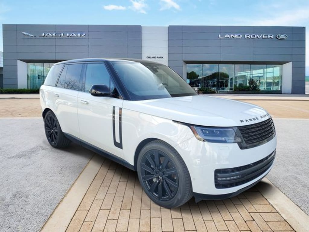 New 2026 Land Rover Range Rover SE SUV