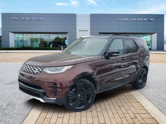 2026 Land Rover Discovery P360 Gemini Edition's photo
