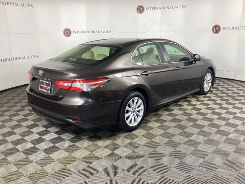 Used 2018 Toyota Camry LE Sedan