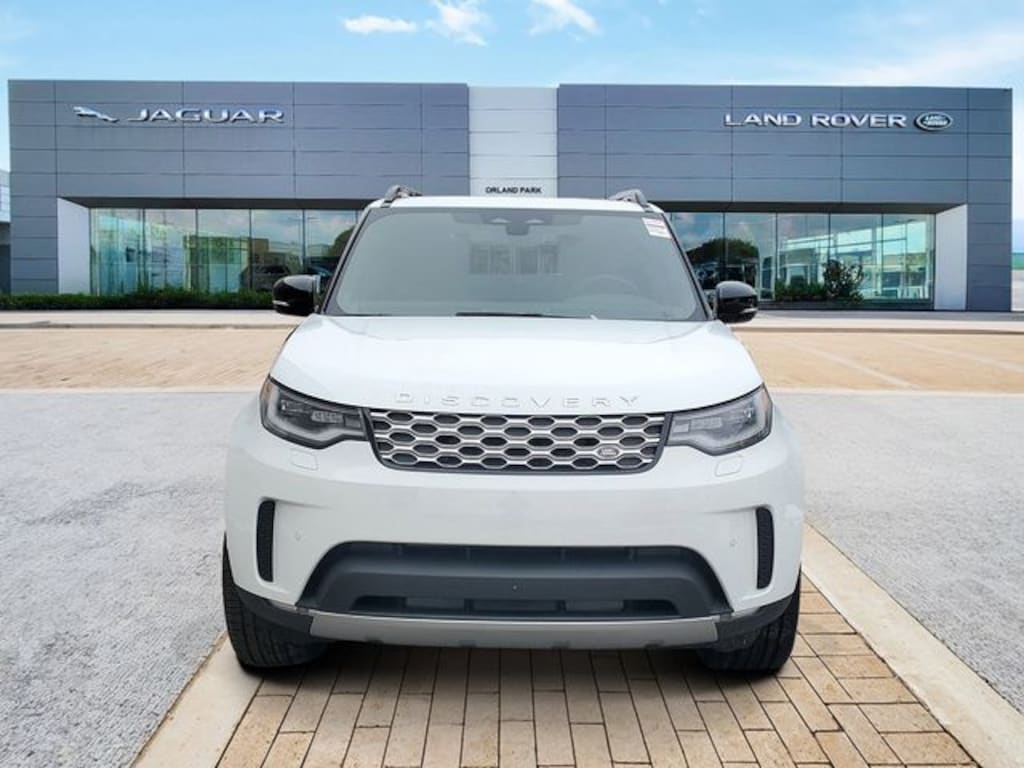 New 2026 Land Rover Discovery S SUV
