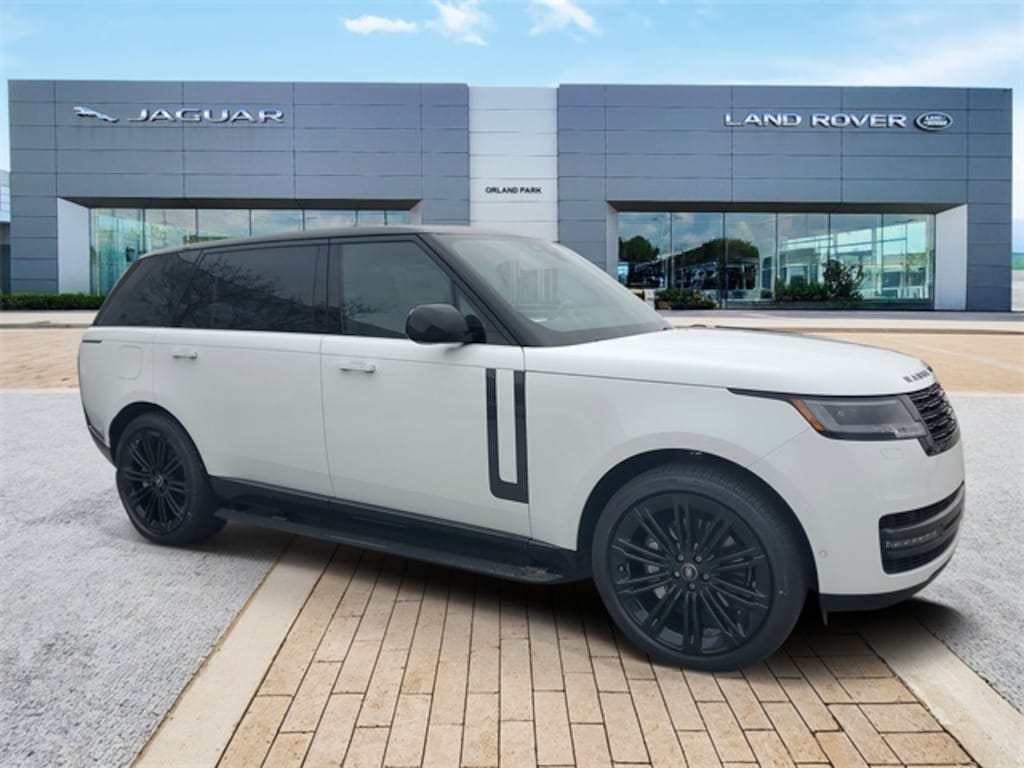 New 2025 Land Rover Range Rover SE LWB SUV