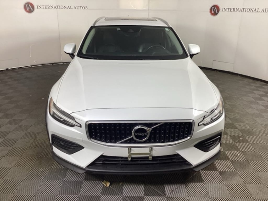Used 2020 Volvo V60 Cross Country T5 Wagon