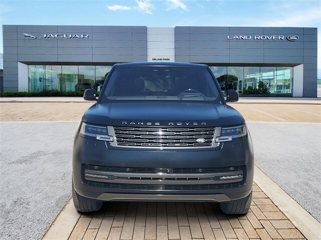 2023 Land Rover Range Rover Autobiography photo 2
