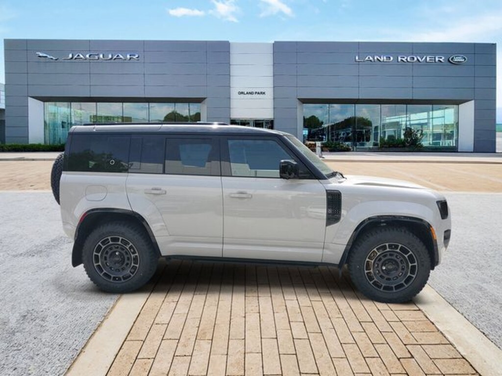 New 2026 Land Rover Defender 110 Octa SUV