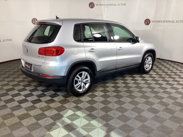 2014 Volkswagen Tiguan S photo 4